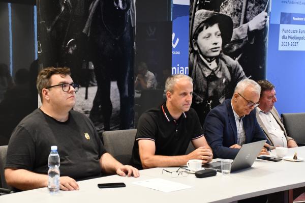 Lipcowe posiedzenia komisji - kliknij aby powiększyć