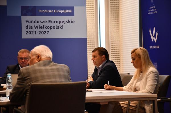 Lipcowe posiedzenia komisji - kliknij aby powiększyć