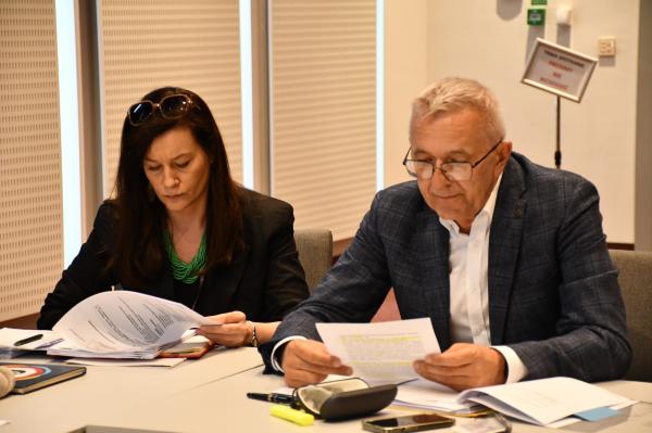 Lipcowe posiedzenia komisji - kliknij aby powiększyć