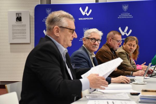 Lipcowe posiedzenia komisji - kliknij aby powiększyć