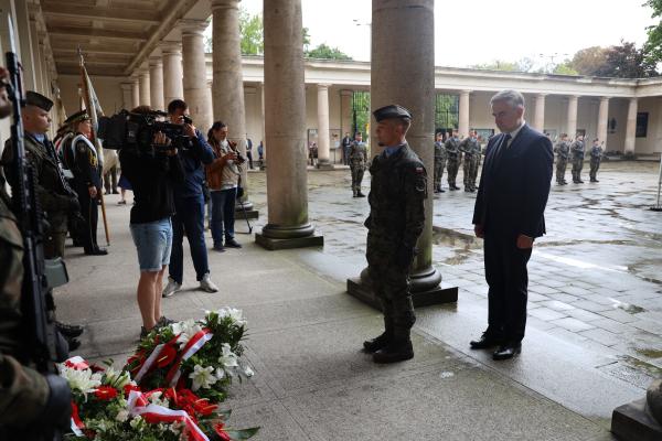 Marek Woźniak, Marszałek Województwa Wielkopolskiego wziął udział w obchodach Narodowego Dnia Pamięci o Polakach - Ofiarach Ludobójstwa dokonanego przez OUN i UPA na ziemiach wschodnich II Rzeczypospolitej Polskiej.- kliknij aby powiększyć