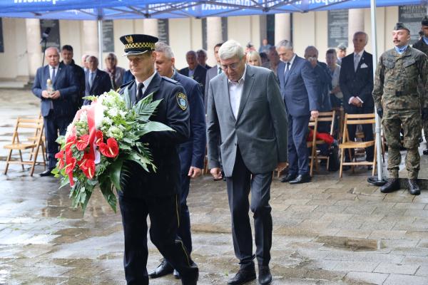 Marek Woźniak, Marszałek Województwa Wielkopolskiego wziął udział w obchodach Narodowego Dnia Pamięci o Polakach - Ofiarach Ludobójstwa dokonanego przez OUN i UPA na ziemiach wschodnich II Rzeczypospolitej Polskiej.- kliknij aby powiększyć