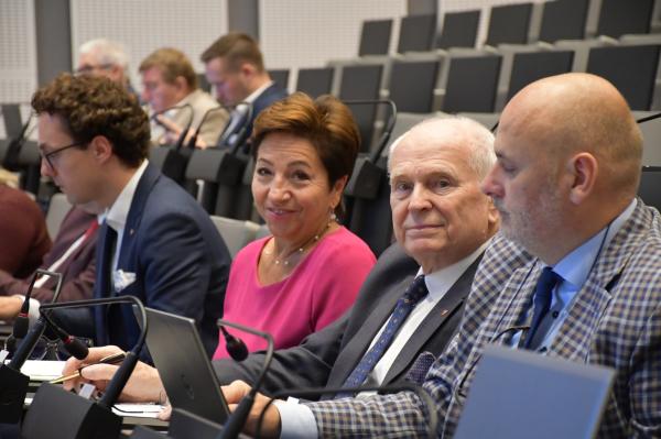 XV posiedzenie Sejmiku i wybór nowego skarbnika Województwa Wielkopolskiego - kliknij aby powiększyć