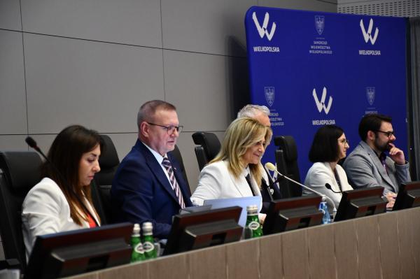 XV posiedzenie Sejmiku i wybór nowego skarbnika Województwa Wielkopolskiego - kliknij aby powiększyć