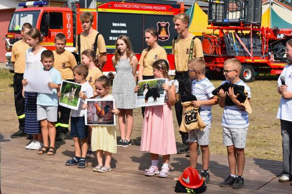 100-lecie OSP Węglewo z udziałem Wicemarszałka Jankowiaka- kliknij aby powiększyć