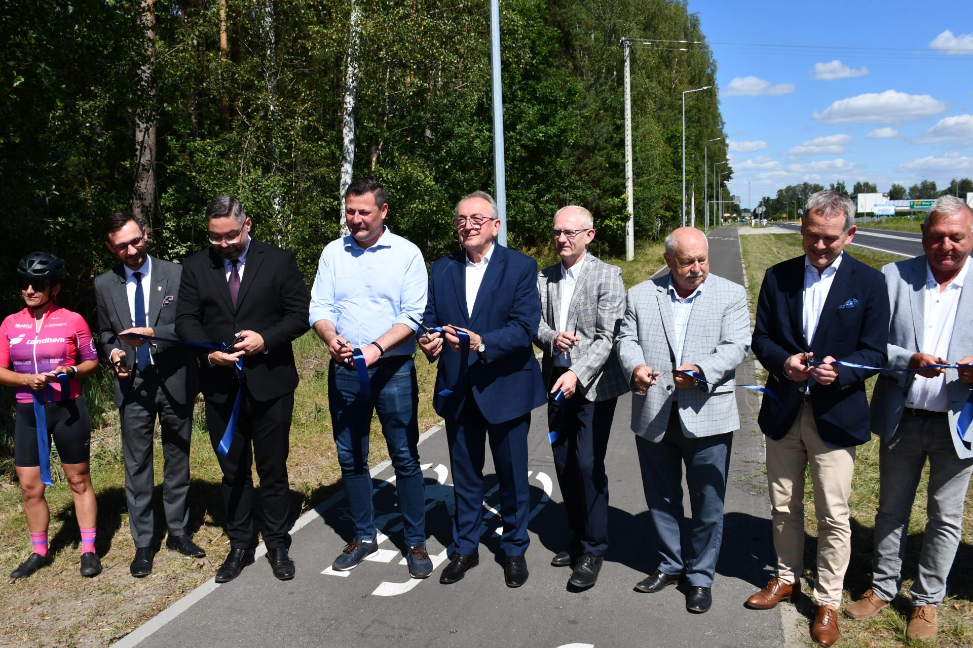 Wicemarszałek Jankowiak wizytował inwestycje w Nowym Tomyślu     - zobacz więcej