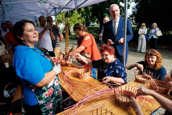 W sobotę 30 sierpnia w Grzybnie w gminie Brodnica odbyło się Święto Plonów powiatu śremskiego- kliknij aby powiększyć