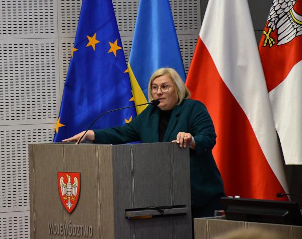 Nadzwyczajna sesja zwołana we wtorek 2 września dotyczyła aktualnej sytuacji w wojewódzkich placówkach służby zdrowia - kliknij aby powiększyć