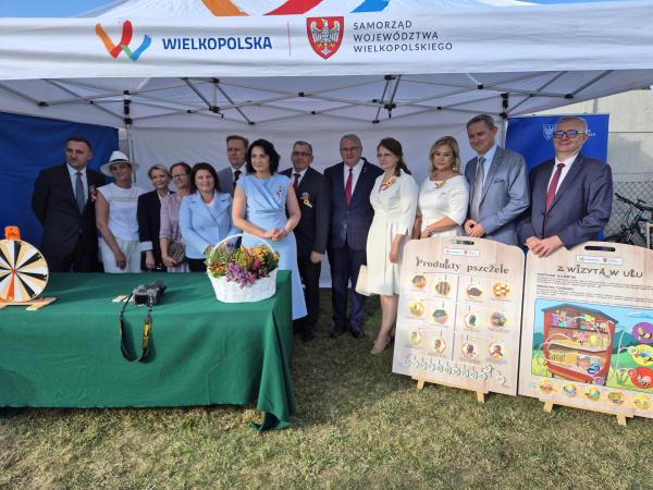 Dziękowali rolnikom za zebrane plony w powiecie kępińskim- kliknij aby powiększyć