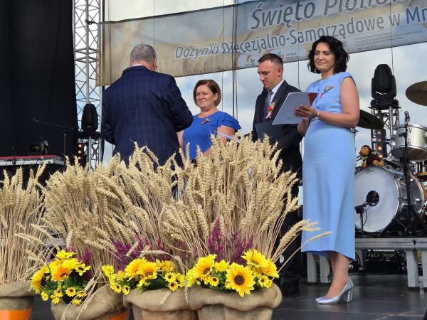 Dziękowali rolnikom za zebrane plony w powiecie kępińskim- kliknij aby powiększyć