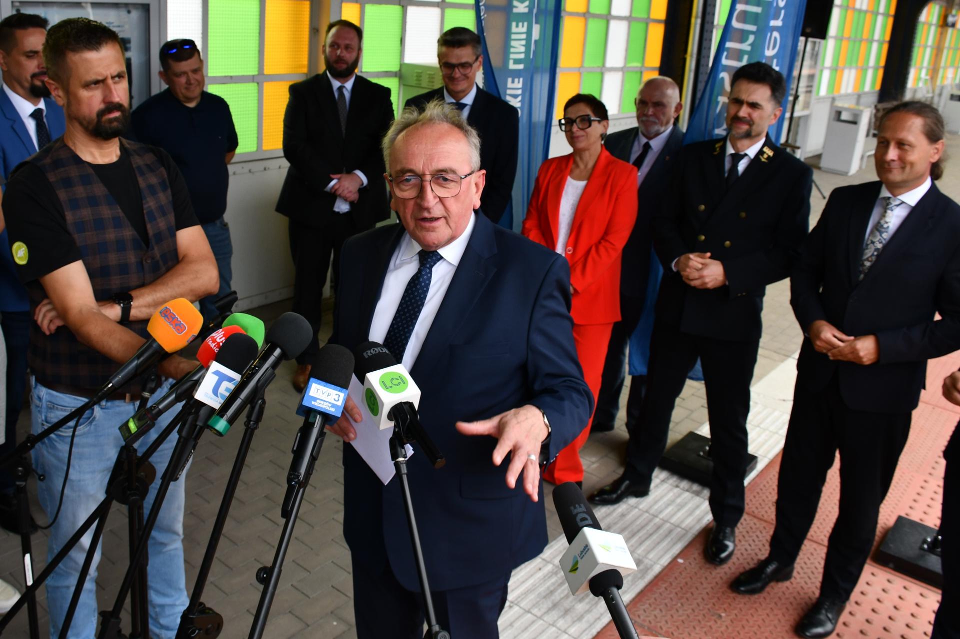 Trasę z Gorzowa do Poznania pokonamy pociągiem nawet w 78  - zobacz więcej
