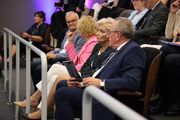 Konferencja Odpowiedzialni za przestrzeń. Nowe wyzwania – Nowe rozwiązania- kliknij aby powiększyć