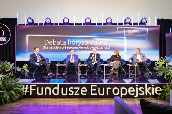  Wspólny głos polskich i europejskich samorządowców podczas 15. Forum Rozwoju Mazowsza- kliknij aby powiększyć