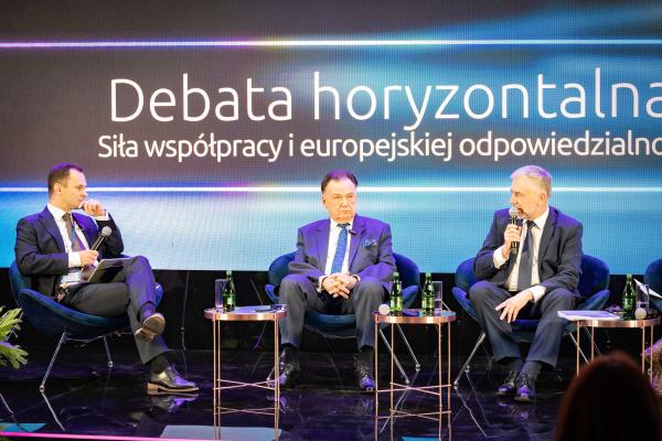 Wspólny głos polskich i europejskich samorządowców podczas 15. Forum Rozwoju Mazowsza- kliknij aby powiększyć