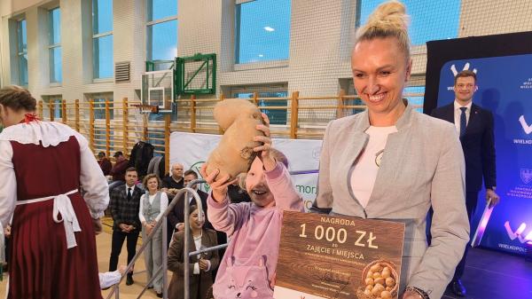 Finał konkursu na największa pyrę oraz najlepszą potrawę z pyry w Gorzycach Wielkich- kliknij aby powiększyć