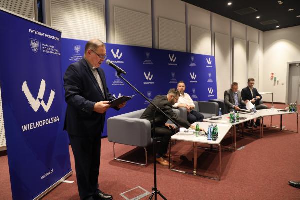 Debata w siedzibie Urzędu Marszałkowskiego w ramach XXIII Ekumenicznego Święta Biblii- kliknij aby powiększyć