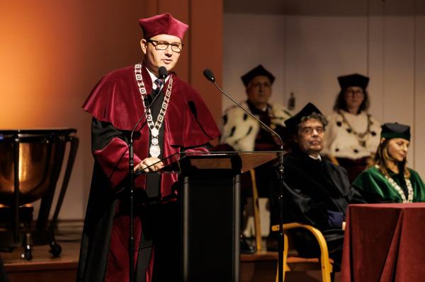 Akademia Muzyczna w im. Ignacego Jana Paderewskiego w Poznaniu zainaugurował rok akademicki 2025/2026- kliknij aby powiększyć