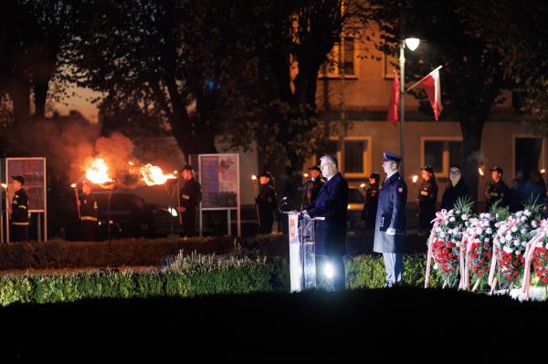 Finał tegorocznej akcji Zapal Znicz Pamięci odbył się w niedzielę 19 października w Książu Wielkopolskim- kliknij aby powiększyć