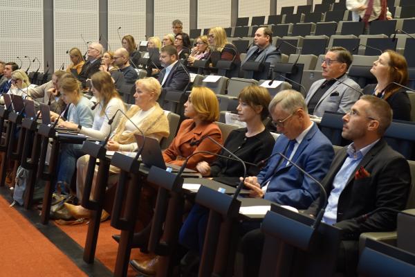 Posiedzenie Komitetu Monitorującego program Fundusze Europejskie dla Wielkopolski- kliknij aby powiększyć