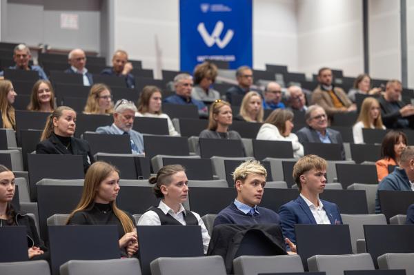 Wręczenie stypendiów sportowych Samorządu Województwa Wielkopolskiego- kliknij aby powiększyć