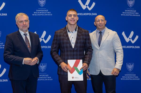 Wręczenie stypendiów sportowych Samorządu Województwa Wielkopolskiego- kliknij aby powiększyć