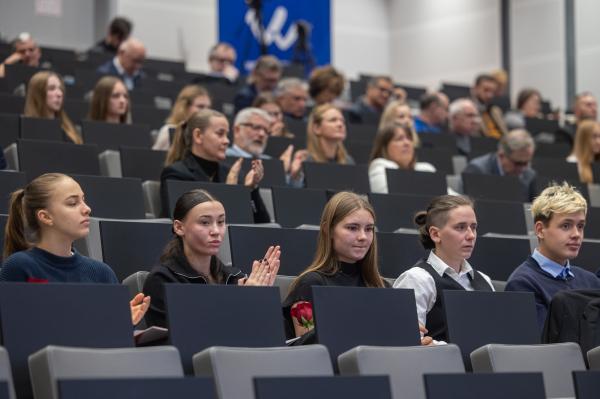 Wręczenie stypendiów sportowych Samorządu Województwa Wielkopolskiego- kliknij aby powiększyć