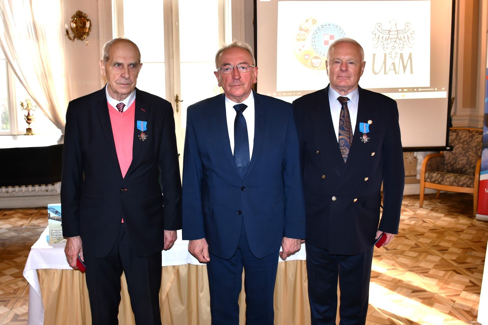 Seniorzy lotnictwa zasłużeni dla Wielkopolski  - zobacz więcej