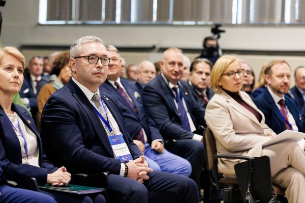 Konferencja Atom w Koninie wpisuje się w starania o lokalizację drugiej polskiej wielkoskalowej elektrowni jądrowej w rejonie Konina- kliknij aby powiększyć