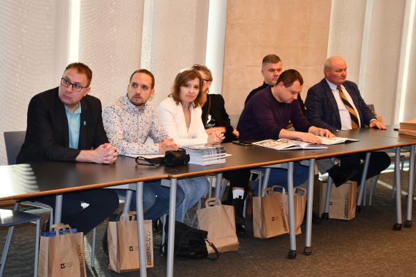 Polskie samorządy o bohaterach sukcesu kryptologicznego- kliknij aby powiększyć