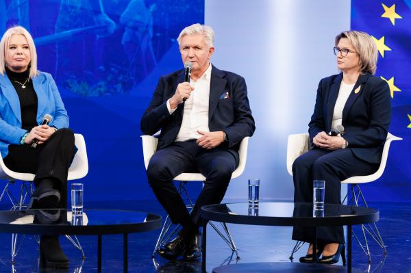 Rozstrzygnięcie plebiscytu Łączy nas WIELkopolskIE  miało miejsce podczas podczas wydarzenia Jak wiele nas łączy.- kliknij aby powiększyć