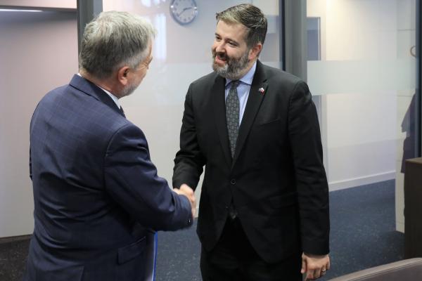 Ambasador Kosowa odwiedził stolicę Wielkopolski- kliknij aby powiększyć