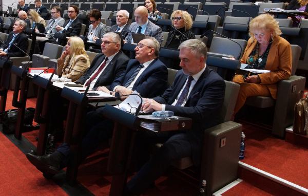 XIX sesja sejmiku - kliknij aby powiększyć