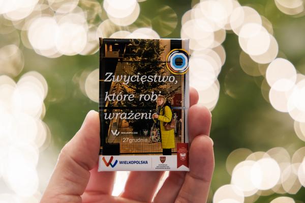 Kilka tysięcy powstańczych flag do rozdania w 107. rocznicę wybuchu Powstania Wielkopolskiego- kliknij aby powiększyć