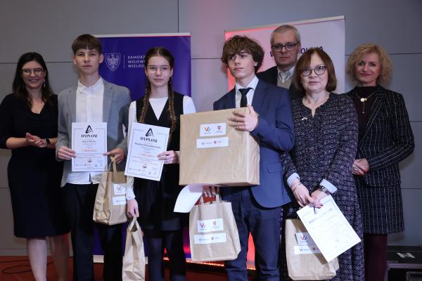 Zwycięzcy Ligi Przedmiotowej - drużyna Szkoły Podstawowej nr 2 w Złotowie- kliknij aby powiększyć