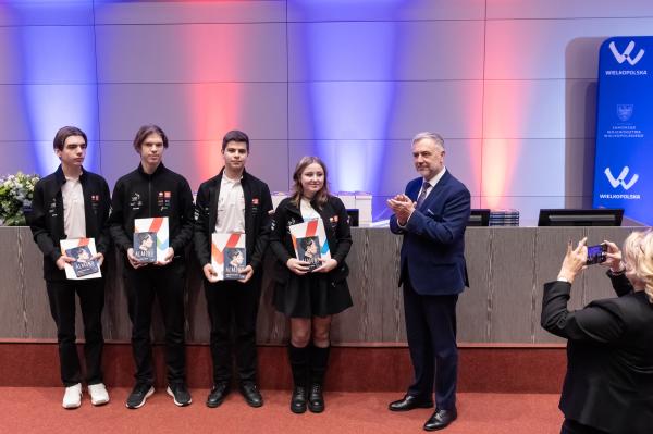 Stypendia naukowe Marszałka przyznane!- kliknij aby powiększyć