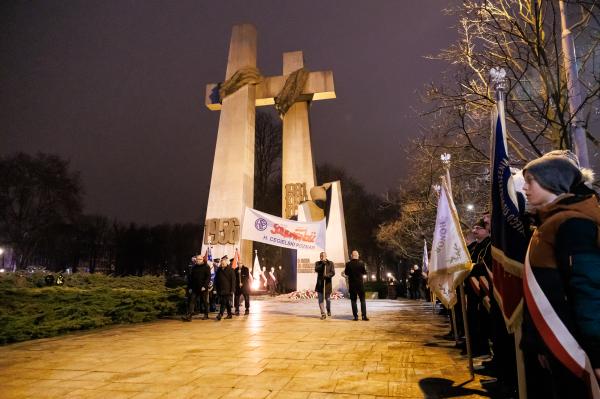 Pamięć Ofiar stanu wojennego uczczona- kliknij aby powiększyć