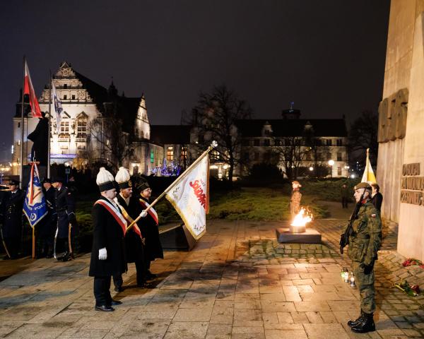 Pamięć Ofiar stanu wojennego uczczona- kliknij aby powiększyć