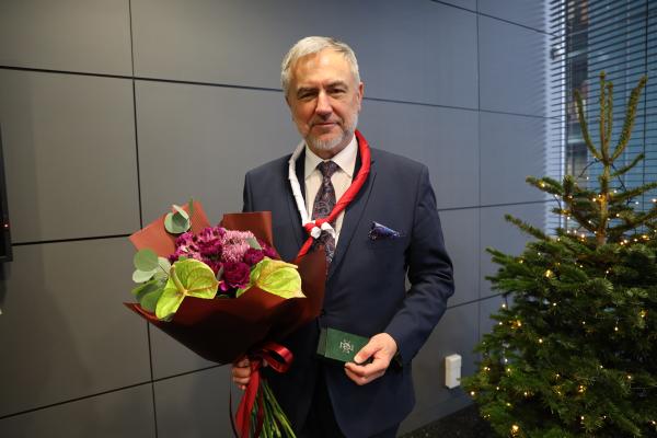 Betlejemskie Światło Pokoju dotarło do Urzędu Marszałkowskiego- kliknij aby powiększyć