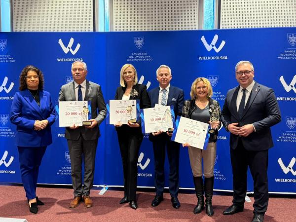 Wręczenie nagród w Konkursie Aktywni w Wielkopolsce- kliknij aby powiększyć