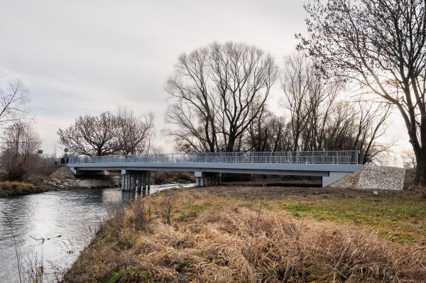 Most w Boboluszkach został odbudowany przy wsparciu Samorządu Województwa Wielkopolskiego- kliknij aby powiększyć