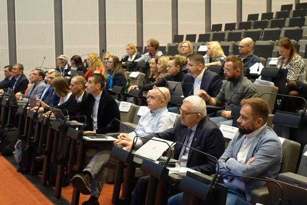 Będą fundusze europejskie na obronność - kliknij aby powiększyć