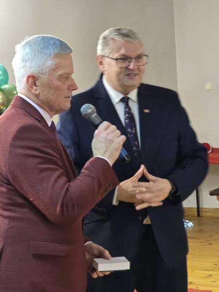 Poseł Andrzej Grzyb zasłużony dla Województwa Wielkopolskiego- kliknij aby powiększyć