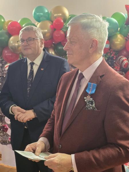 Poseł Andrzej Grzyb zasłużony dla Województwa Wielkopolskiego- kliknij aby powiększyć