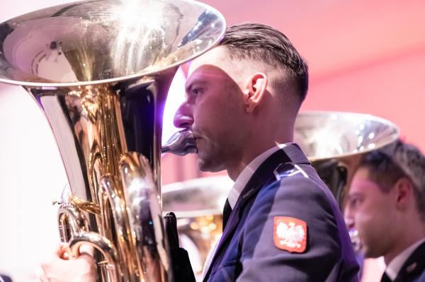 W poniedziałek 5 stycznia w Auli Nova Akademii Muzycznej w Poznaniu odbył się Koncert Noworoczny Orkiestry Reprezentacyjnej Sił Powietrznych- kliknij aby powiększyć