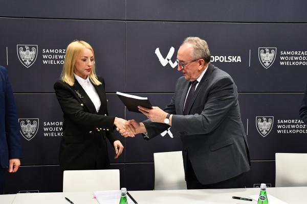 Ponad 71 mln zł na naprawę dziesięciu wielkopolskich pociągów - kliknij aby powiększyć