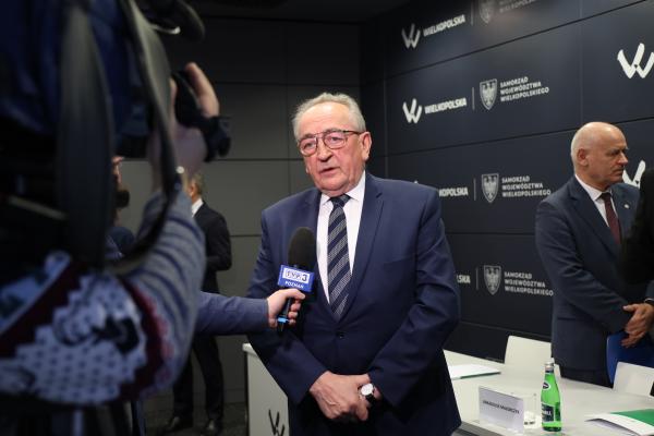 W poniedziałek 26 stycznia doszło do podpisania umowy dotyczącej zrealizowania obwodnicy Kościana- kliknij aby powiększyć