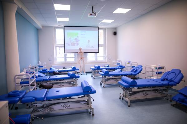 WSCKZiU Rawicz - pracownia technika masażysty
- kliknij aby powiększyć