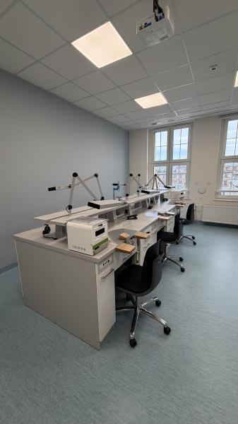WSCKZiU Rawicz - pracownia technika dentystycznego- kliknij aby powiększyć
