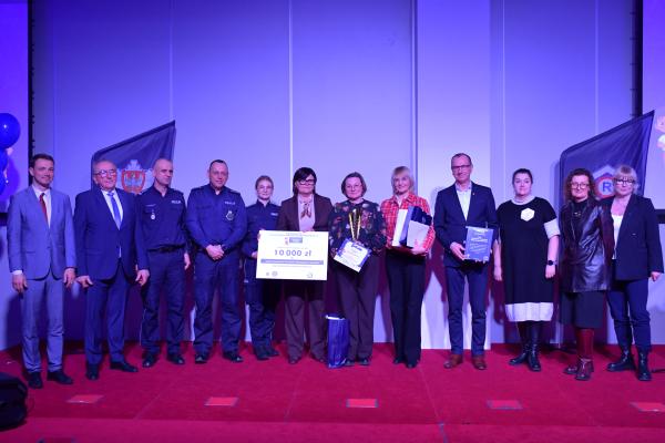 Gala finałowa pierwszej edycji konkursu Odblaskowa Szkoła - kliknij aby powiększyć