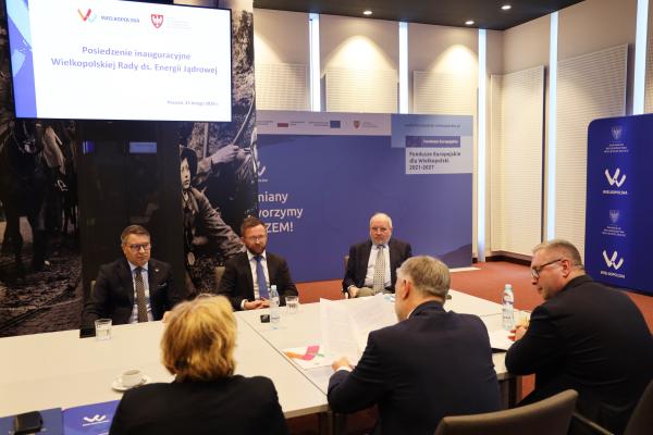 Inauguracyjne posiedzenie Wielkopolskiej Rady ds. Energii Jądrowej- kliknij aby powiększyć